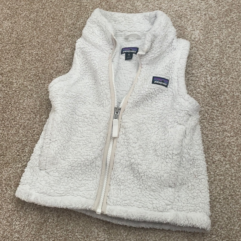 PATAGONIA kids XS 5-6 (Good condition) zip up fleece vest